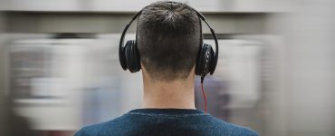 noise cancelling headphones