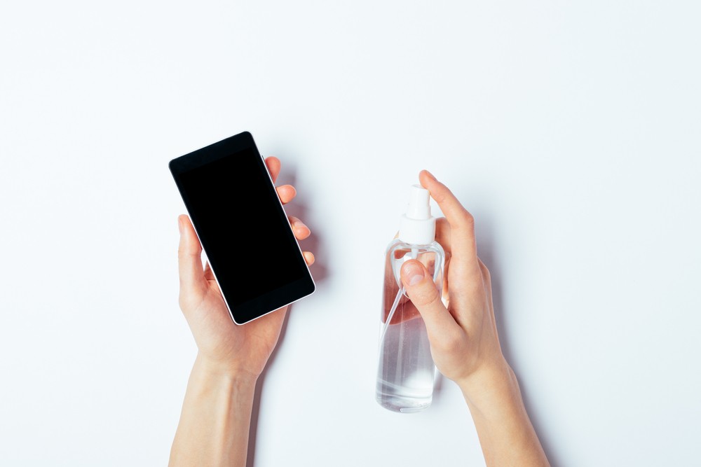 How to Clean a Smartphone: A Step by Step Guide