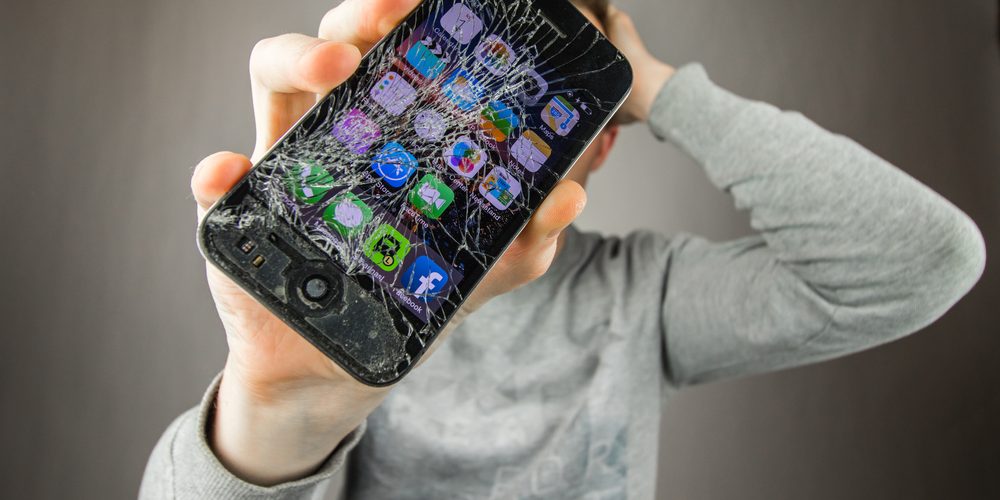 cracked smartphone needs repair