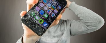cracked smartphone needs repair